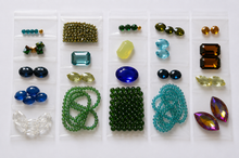 Cargar imagen en el visor de la galería, Surprise Fancy Kits