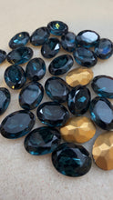 Cargar imagen en el visor de la galería, OVAL FANCY STONES