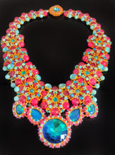 Load image into Gallery viewer, ROSE NECKLACE KIT
