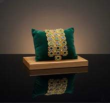 Load image into Gallery viewer, LILY BRACELET
