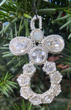 Cargar imagen en el visor de la galería, CHRISTMAS WREATH ORNAMENT
