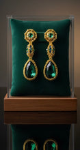 Load image into Gallery viewer, LILY EARRINGS
