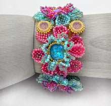 Load image into Gallery viewer, FLOWER BOUQUET BRACELET
