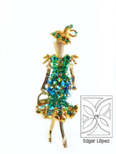 Load image into Gallery viewer, DOLL PENDANT KIT (LADY OF THE 50’S)
